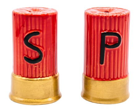 [810112981926] CAMP CBG-1033     SALT AND PEPPER SHAKERS SHOTGUN